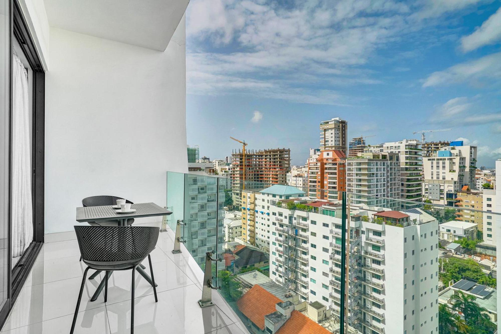 Monaco Residences Piantini サントドミンゴ エクステリア 写真