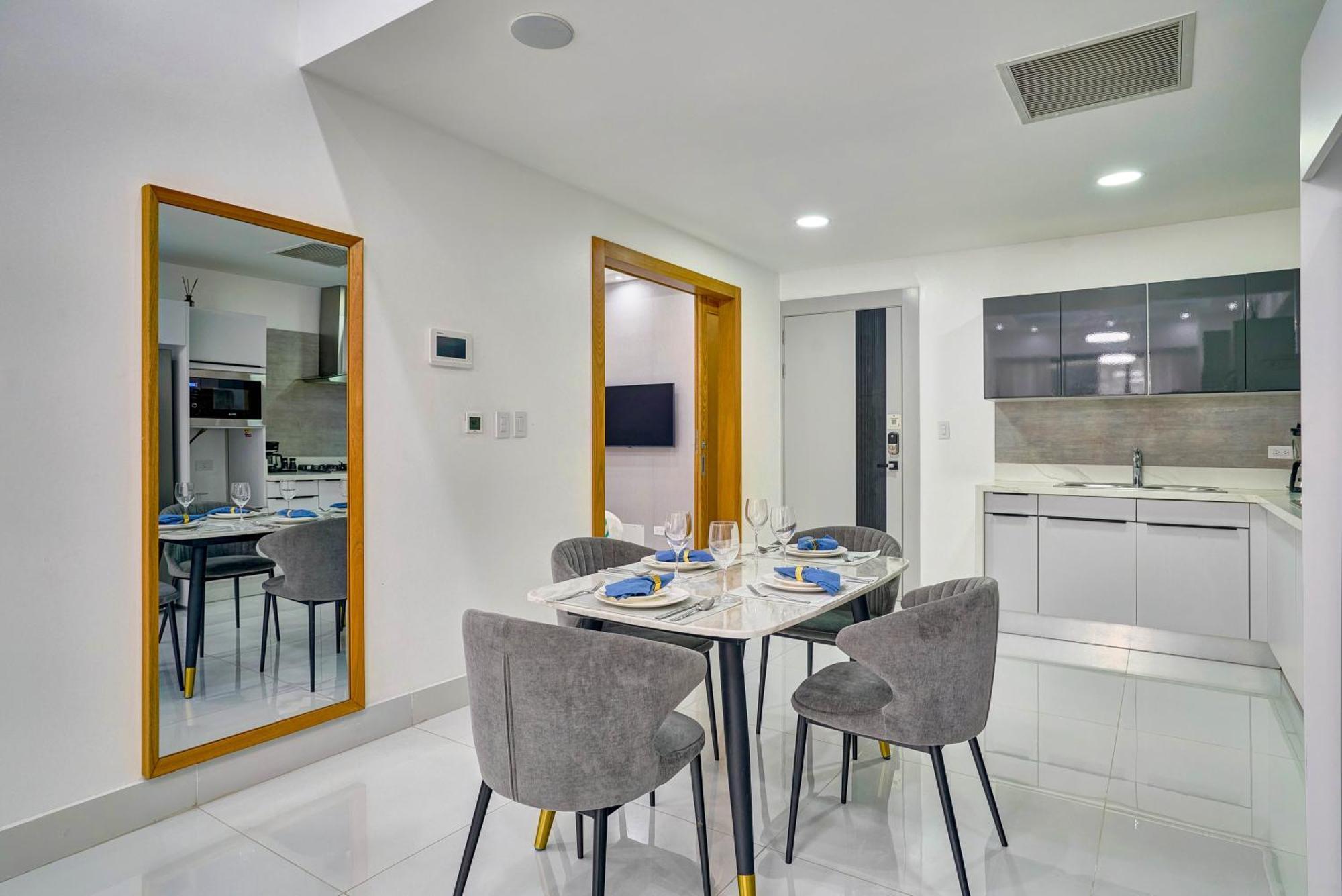 Monaco Residences Piantini サントドミンゴ エクステリア 写真